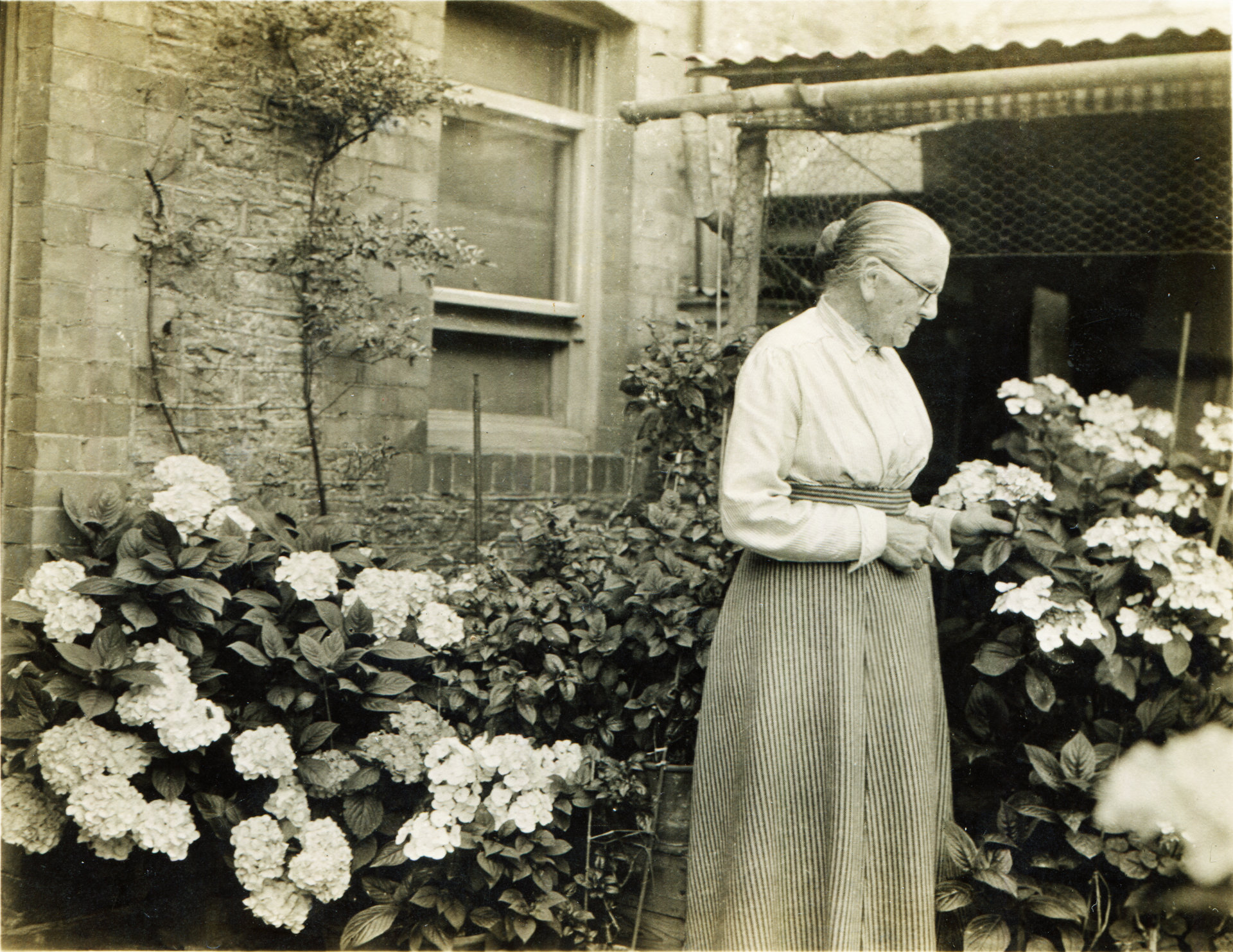 Agnes Drew in her garden
